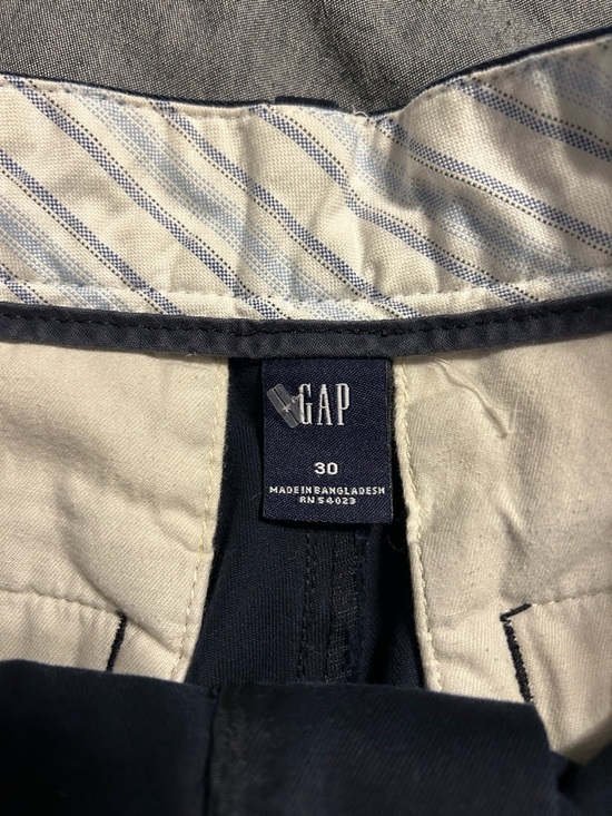 GAP Men's Navy Classic Cotton Shorts - Picture 3 of 5